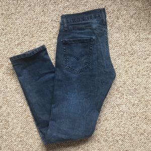 Levi Men’s dark blue slim fit jeans